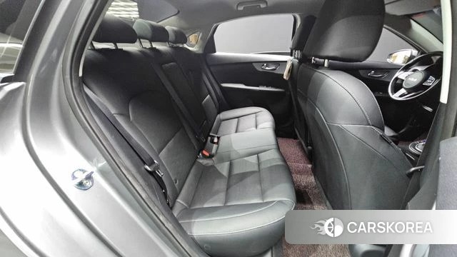 Kia The New K3 2nd generation 2021 Серебристо-серый из Кореи, фото 3