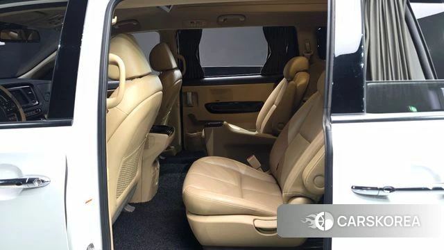 Kia The New Carnival 2018 Белый из Кореи, фото 3
