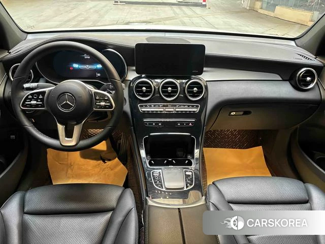 Mercedes-Benz GLC 2021 Белый из Китая, фото 3