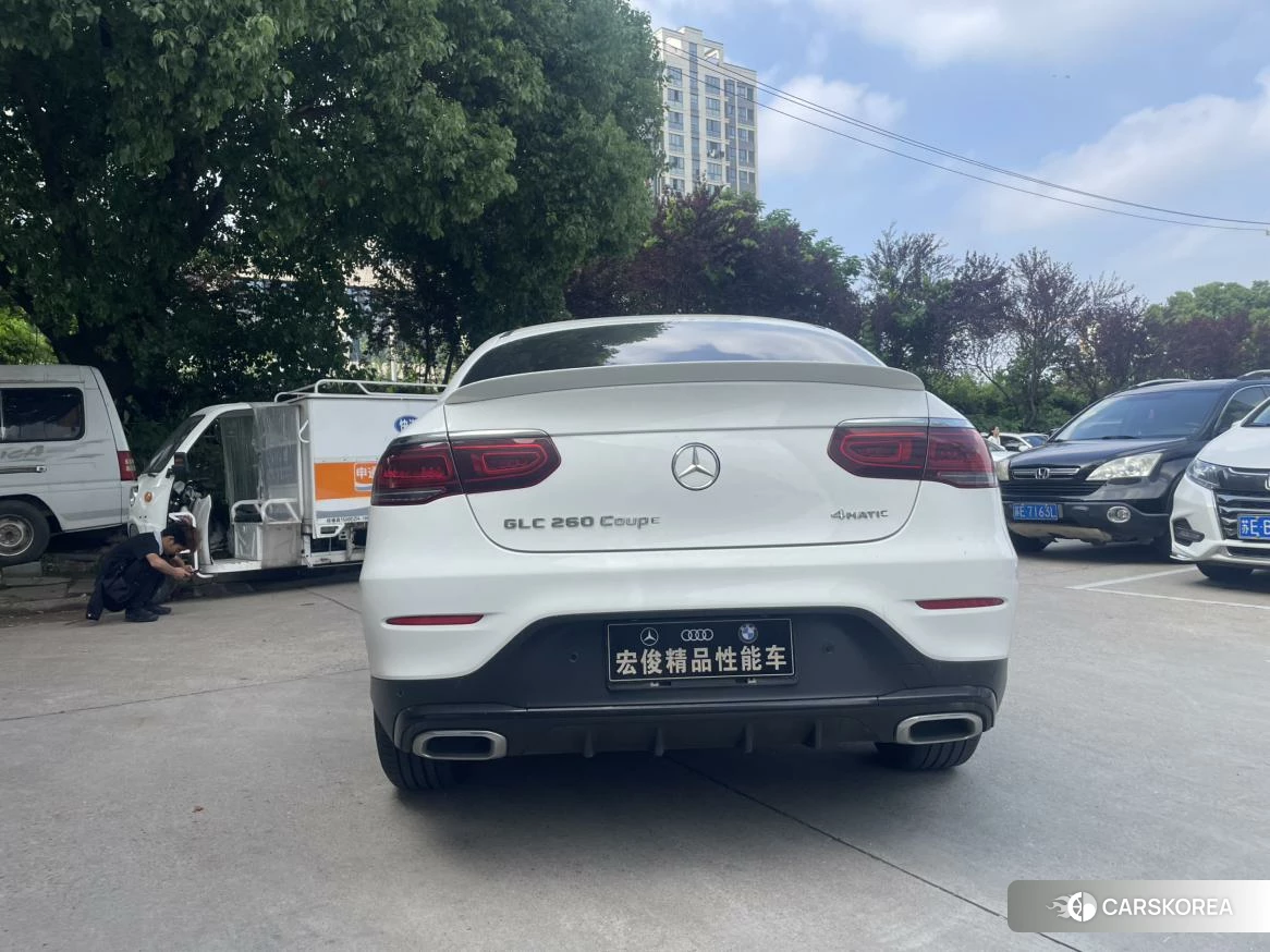 Mercedes-Benz GLC 2021 Белый из Китая, фото 3
