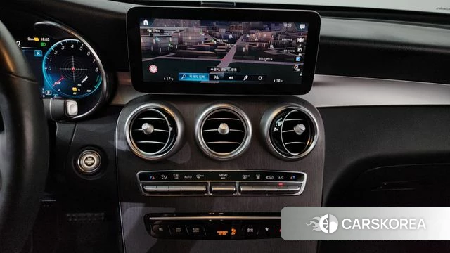 Mercedes-Benz GLC-Class X253 2021 Черный из Кореи, фото 3
