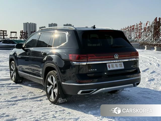 Volkswagen Teramont 2022 Черный из Китая, фото 3
