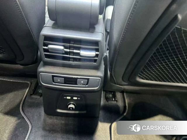 Audi Q4 2023 Темно-серый из Китая, фото 3