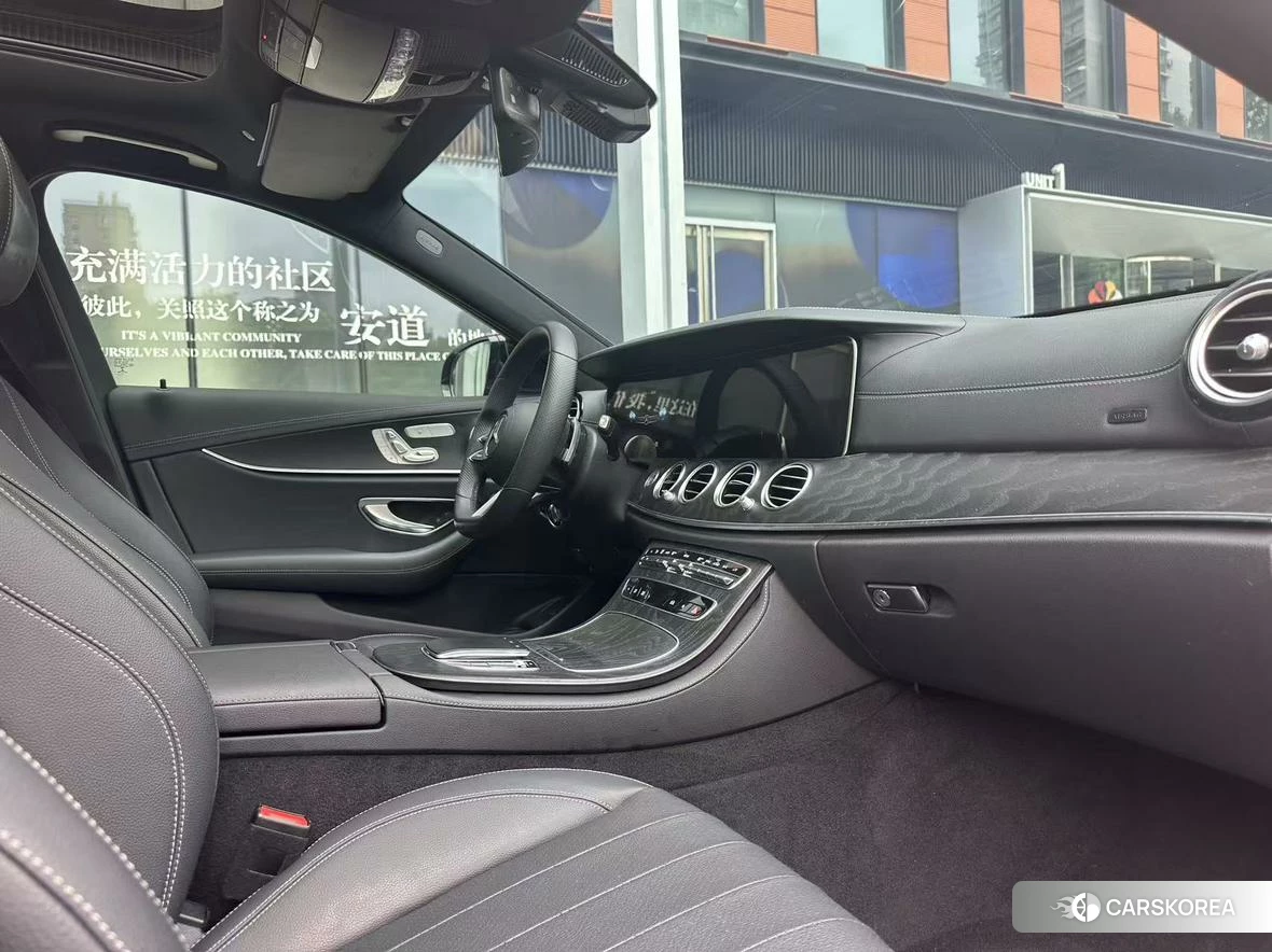 Mercedes-Benz E-Class 2020 Красный из Китая, фото 3