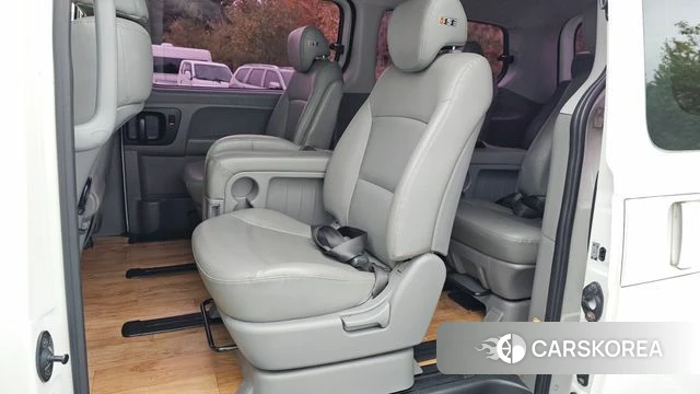 Hyundai The New Grand Starex 2019 Белый из Кореи, фото 3