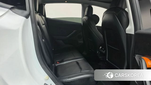 Tesla Model Y 2022 Белый из Кореи, фото 3