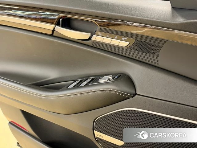 Genesis G90 2021 Черный из Кореи, фото 3