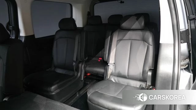Hyundai Staria 2025 Серый из Кореи, фото 3