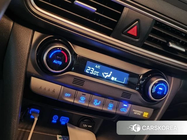 Hyundai Kona 2019 Белый двухцветный из Кореи, фото 3