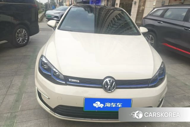 Volkswagen Golf 2021 Белый из Китая, фото 3