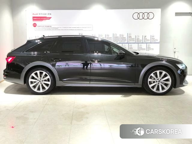 Audi A6 2023 Черный из Китая, фото 3