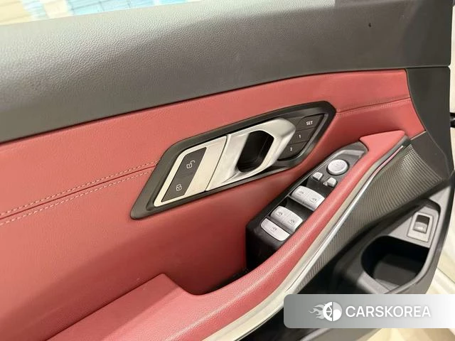 BMW 3 series 2025 Белый из Китая, фото 3