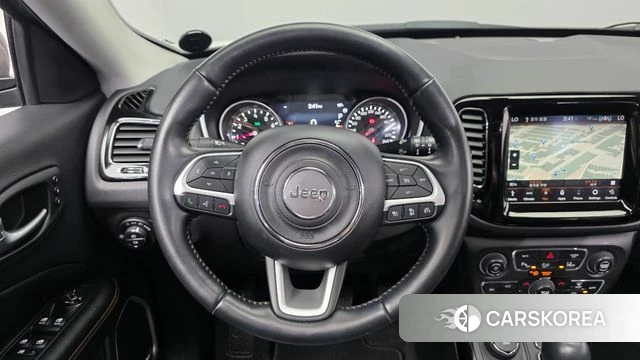 Jeep Compass 2nd Generation 2020 Серый из Кореи, фото 3
