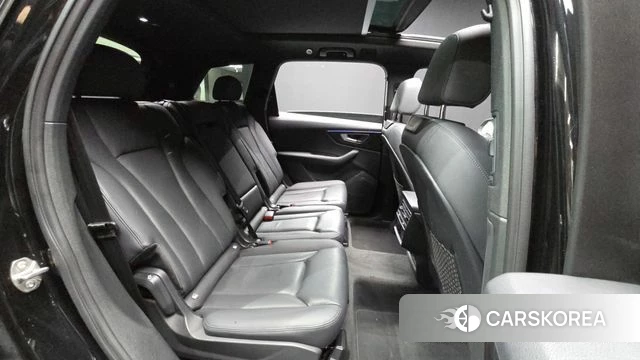 Audi Q7 (4M) 2022 Черный из Кореи, фото 3