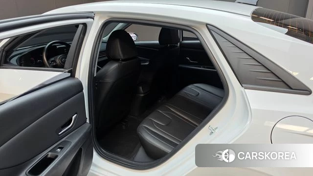 Hyundai Avante (CN7) 2022 Белый из Кореи, фото 3
