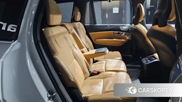 Volvo XC90 second Generation 2021 Белый из Кореи, фото 3