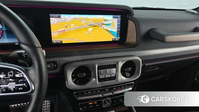 Mercedes-Benz G-Class W463b 2021 Белый из Кореи, фото 3