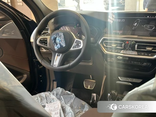 BMW X4 (G02) 2025 Черный из Кореи, фото 3