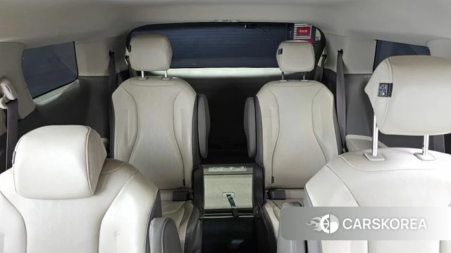 Kia Carnival 4th generation 2023 Серый из Кореи, фото 3