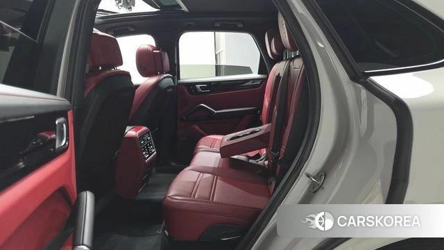 Porsche Cayenne (PO536) 2021 Серебристо-серый из Кореи, фото 3