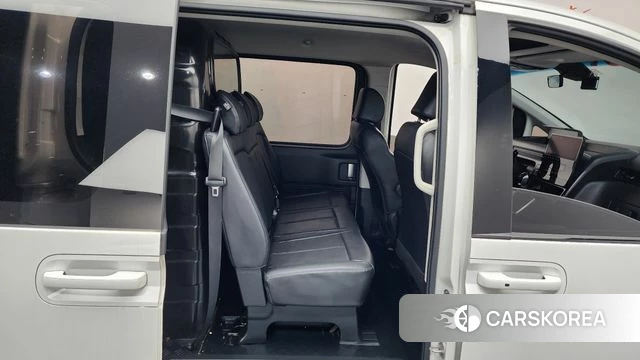 Hyundai Staria 2022 Белый из Кореи, фото 3