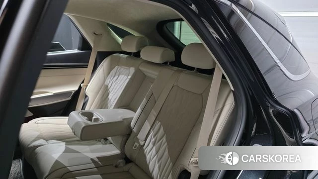 Genesis GV70 2023 Черный из Кореи, фото 3