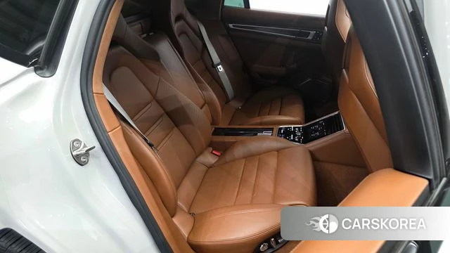 Porsche Panamera (971) 2021 Серебристо-серый из Кореи, фото 3
