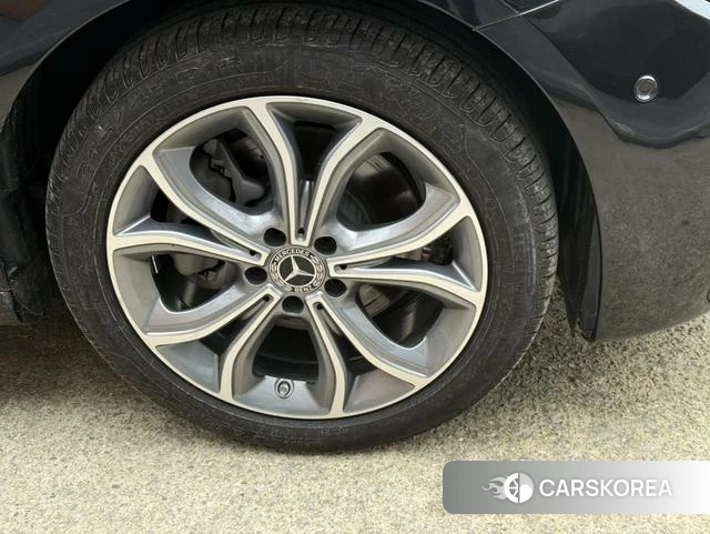 Mercedes-Benz E-Class 2022 Черный из Китая, фото 3