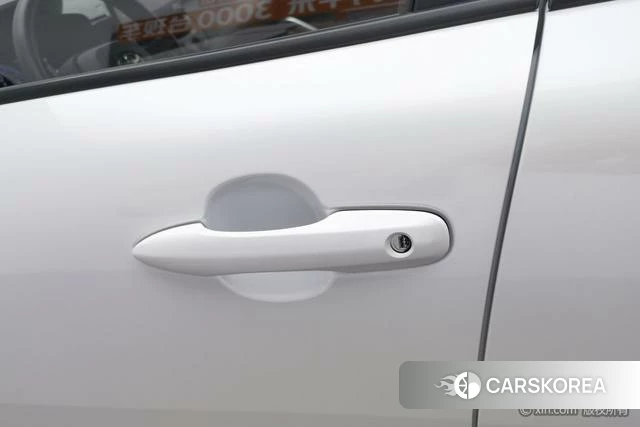 Toyota Corolla 2024 Белый из Китая, фото 3