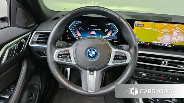 BMW i4 2024 Белый из Кореи, фото 3