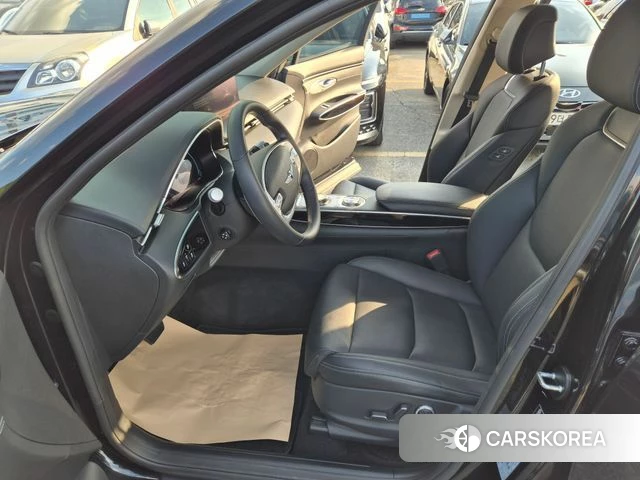 Genesis GV70 2022 Черный из Кореи, фото 3