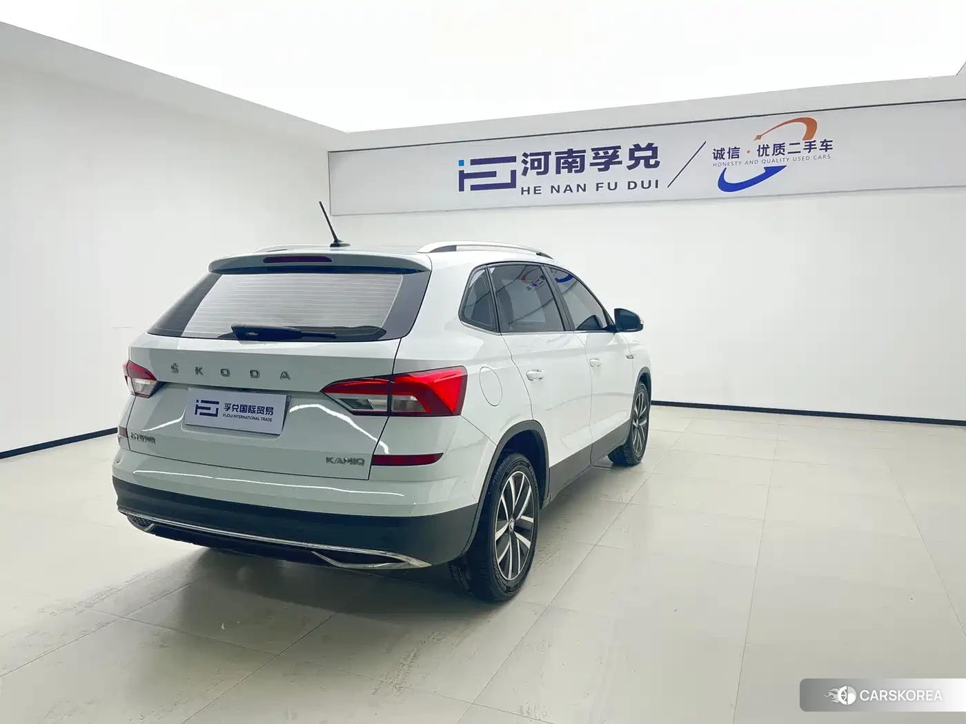 Skoda Kamiq 2024 Белый из Китая, фото 3