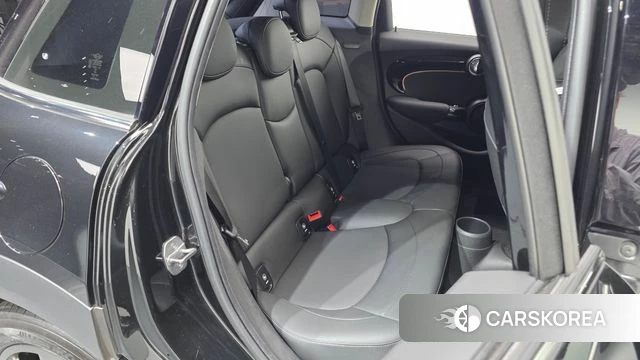 Mini Cooper 2023 Черный из Кореи, фото 3