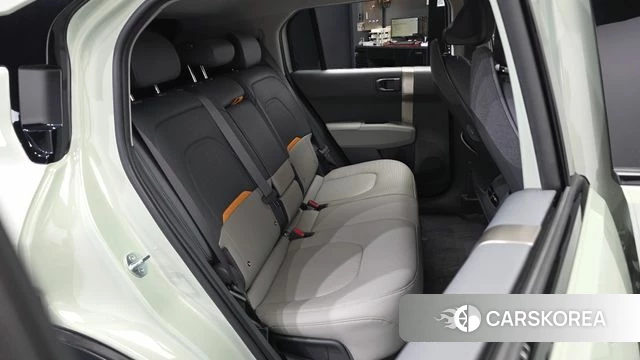 Kia EV3 2024 Светло-зеленый из Кореи, фото 3