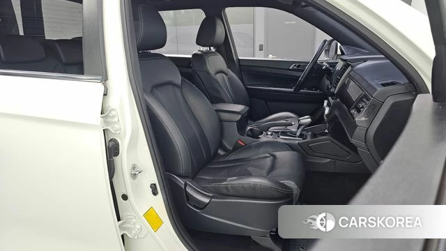 Ssangyong Rexton Sports 2021 Белый из Кореи, фото 3