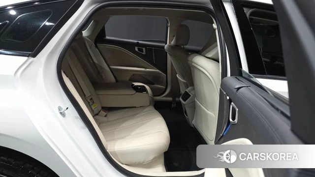 Kia The New K8 Hybrid 2024 Белый из Кореи, фото 3