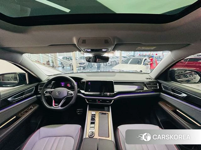 Volkswagen Teramont 2024 Черный из Китая, фото 3