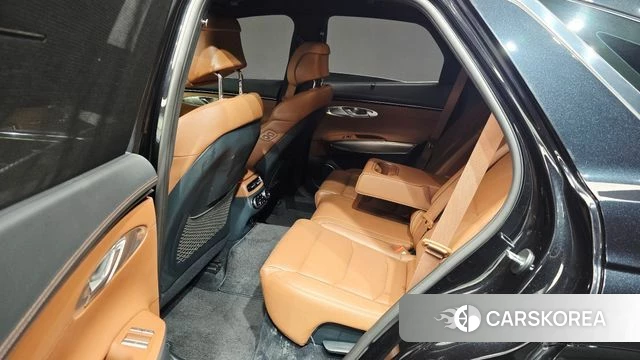 Genesis GV70 2023 Черный из Кореи, фото 3