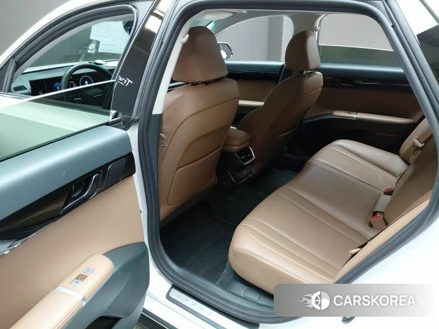 Hyundai Grandeur (GN7) 2023 Белый из Кореи, фото 3