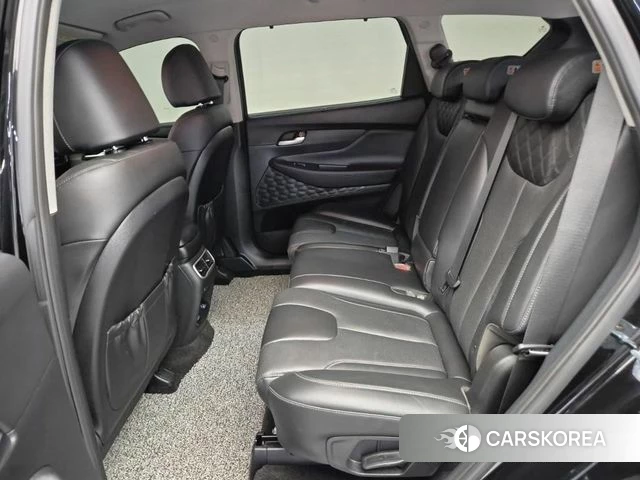 Hyundai The New Santa Fe 2022 Черный из Кореи, фото 3