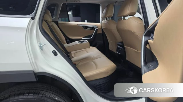 Toyota RAV4 5th Generation 2022 Белый из Кореи, фото 3