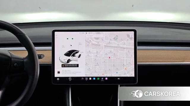 Tesla Model 3 2020 Белый из Кореи, фото 3