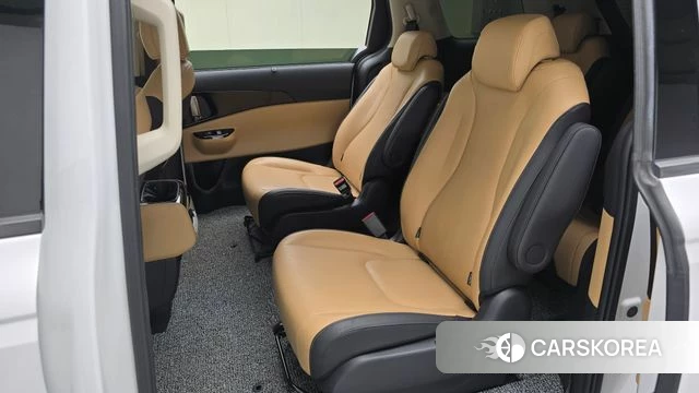 Kia Carnival 4th generation 2023 Белый из Кореи, фото 3