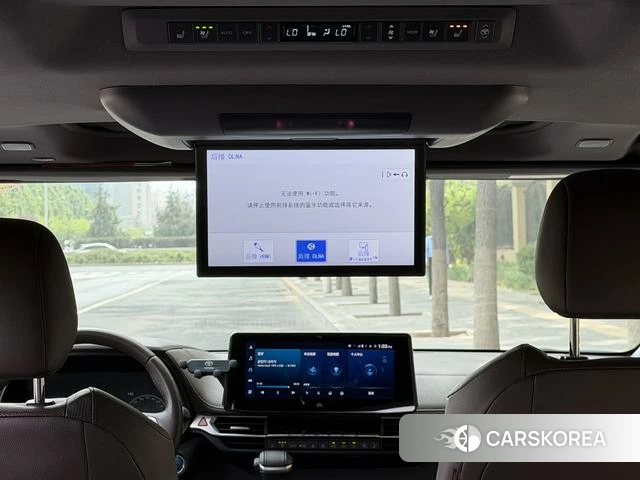 Toyota Sienna 2023 Белый из Китая, фото 3