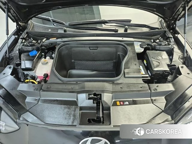 Hyundai Ionic 6 2024 Черный из Кореи, фото 3