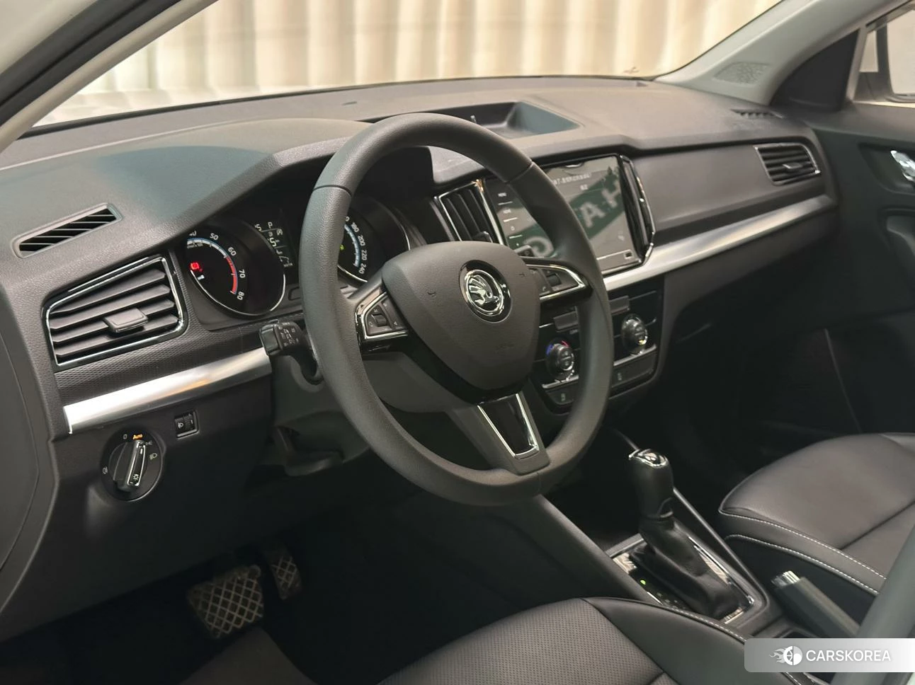 Skoda Kamiq 2022 Белый из Китая, фото 3