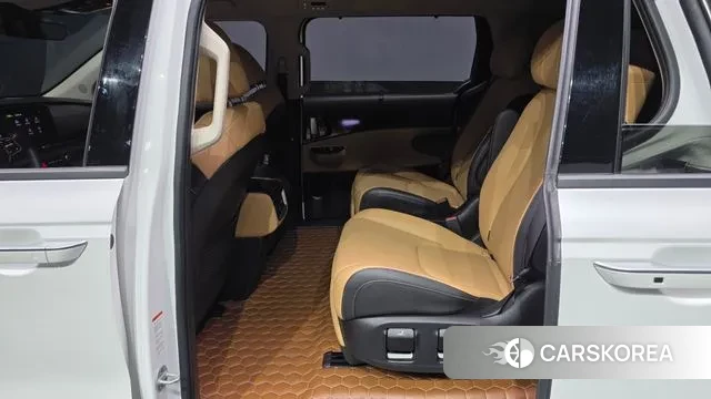 Kia Carnival 4th generation 2023 Белый из Кореи, фото 3