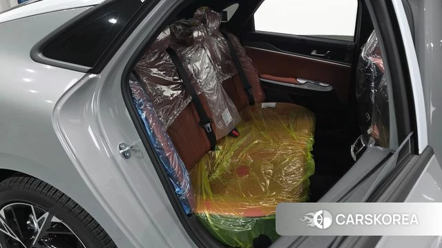 Kia The New K5 3rd generation 2026 Серебристо-серый из Кореи, фото 3