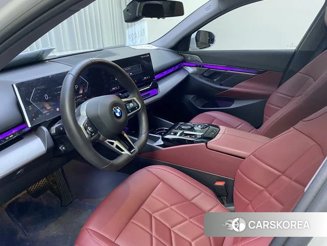 BMW 5 series 2024 Белый из Китая, фото 3