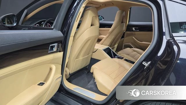 Porsche Panamera (971) 2018 Черный из Кореи, фото 3